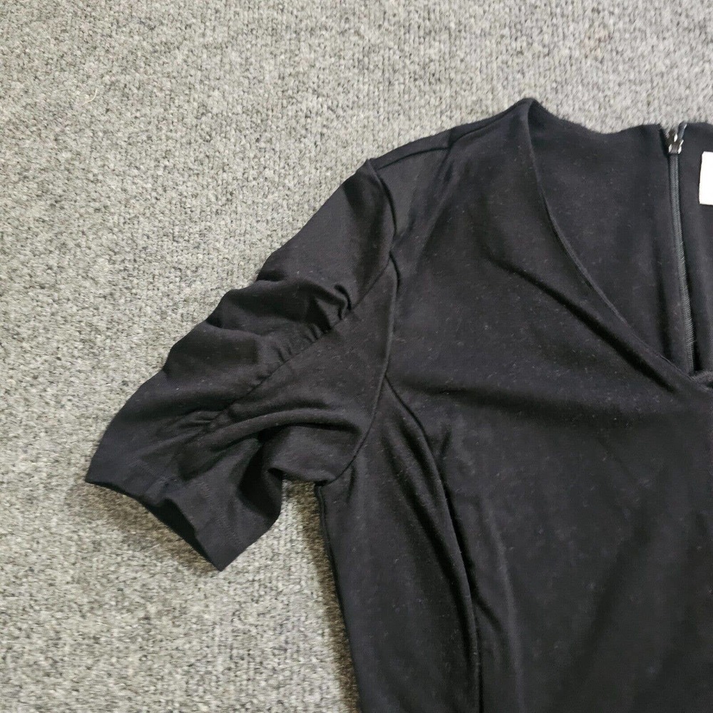Cabi Dress Womens Medium Black Short Sleeves V Neck Sheath Neutral Basic Career - Picture 4 of 10
